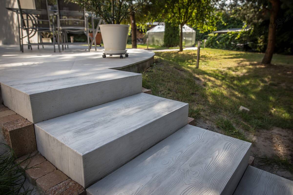 Stopień schodowy Madera Compleltto